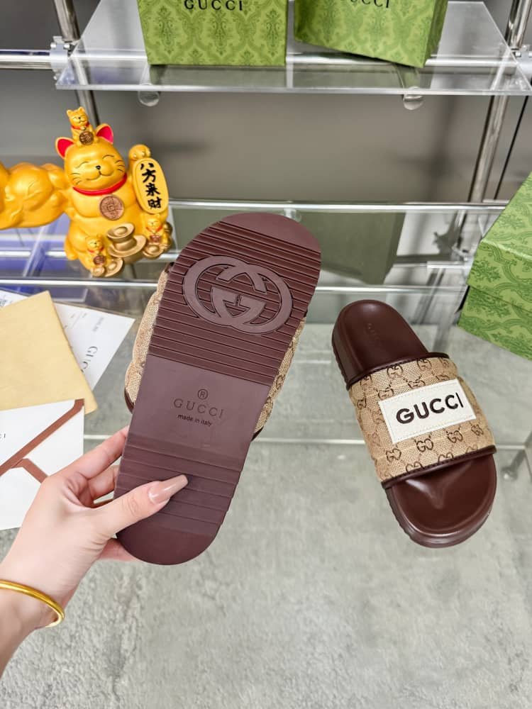 Gvc*1 Gg Horizontal Strap Sandals With Tag In Brown
