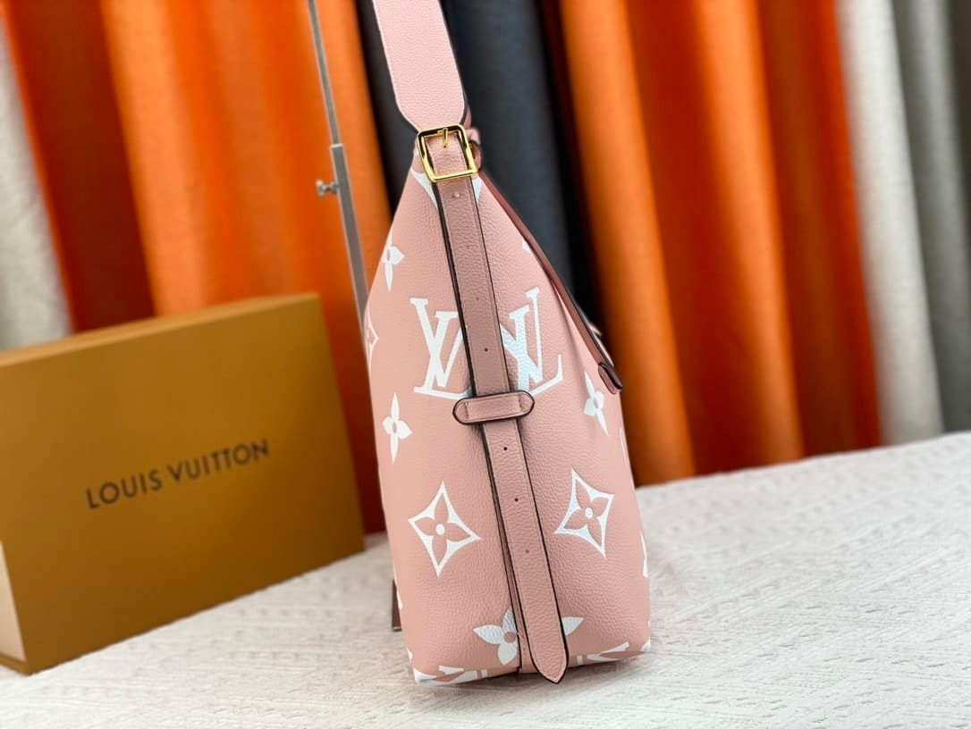 L0vis Vvtt0n Carryall Rose Trianon Pink 39Cm M46298