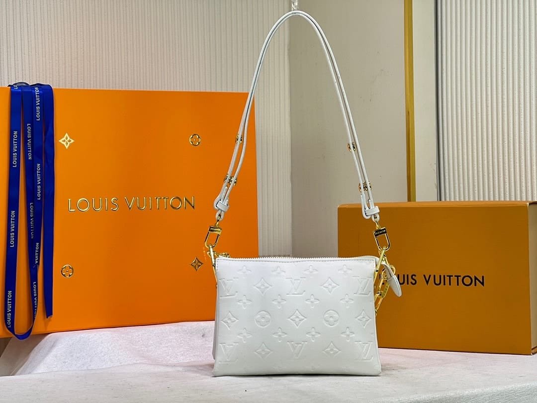L0vis Vvtt0n Coussin Bb White 21Cm M20770