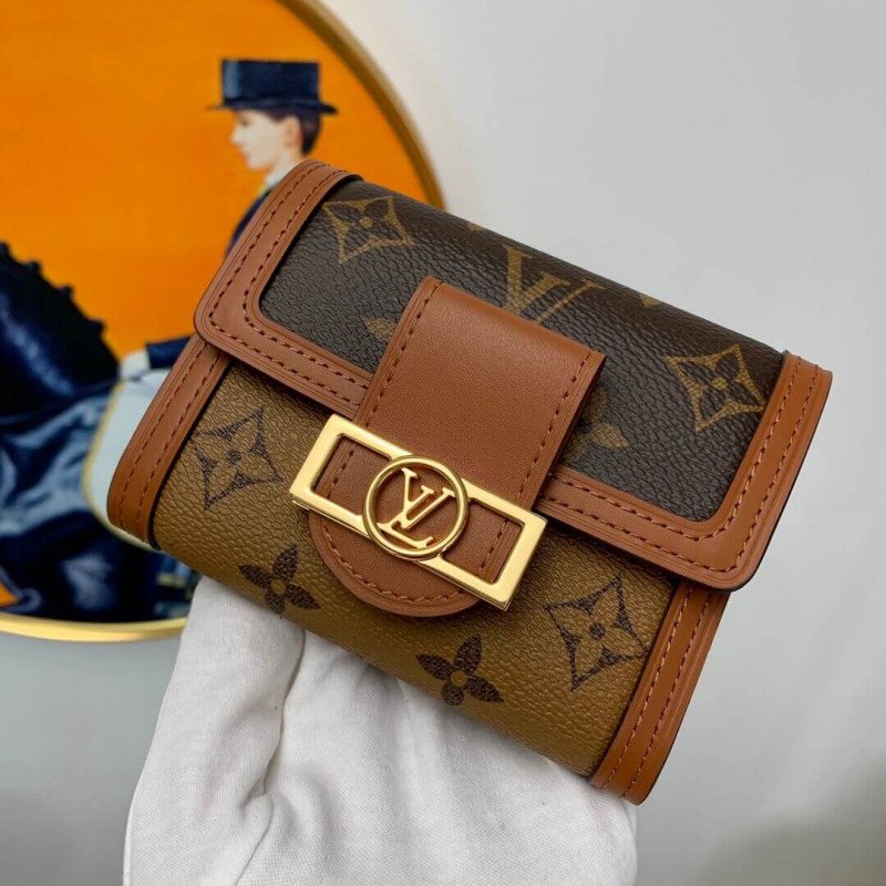 L0vis Vvtt0n Dauphine Compact Wallet 12Cm M68725