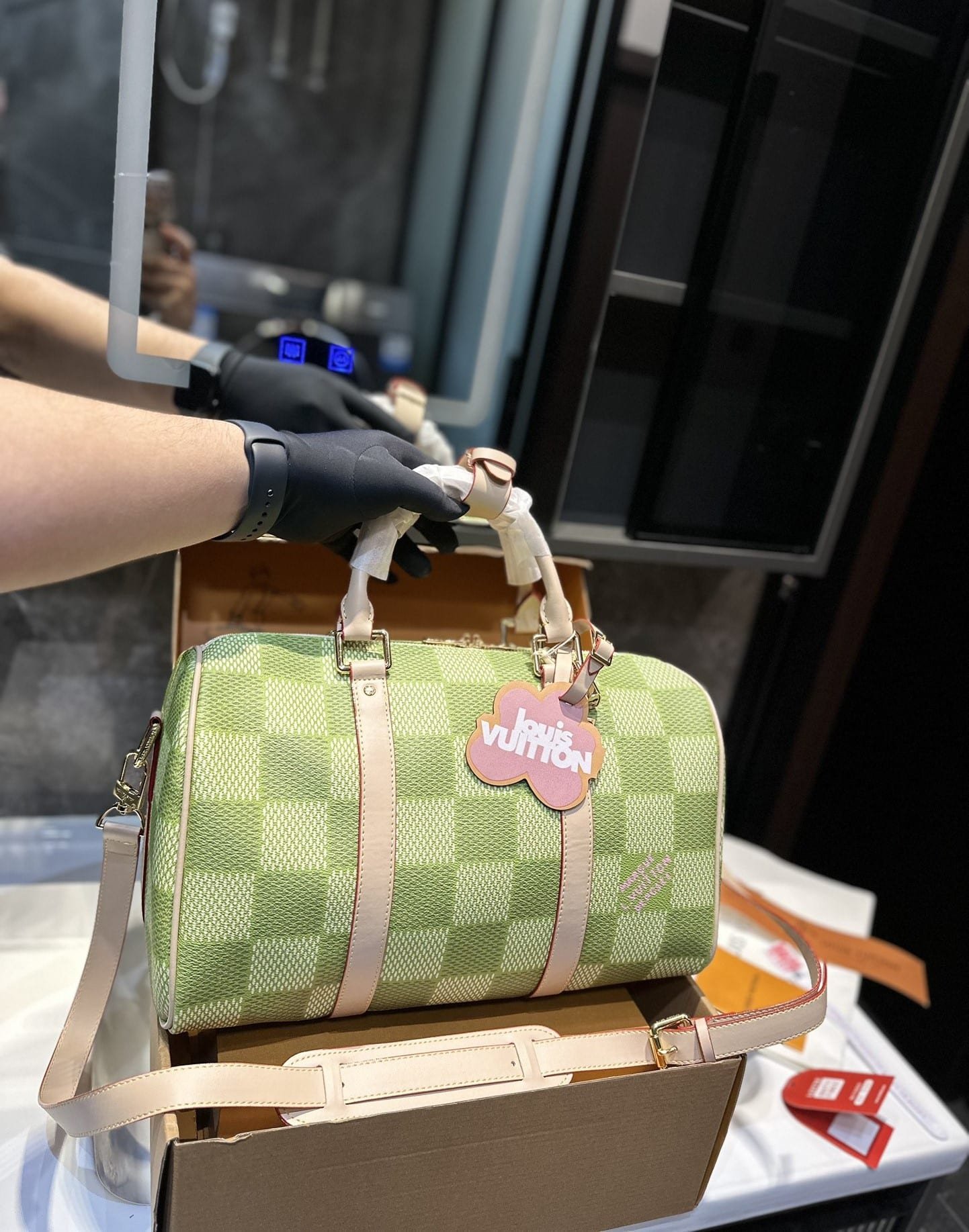L0vis Vvtt0n Keepall Bandoulière Damier Canvas Green 35Cm N40671