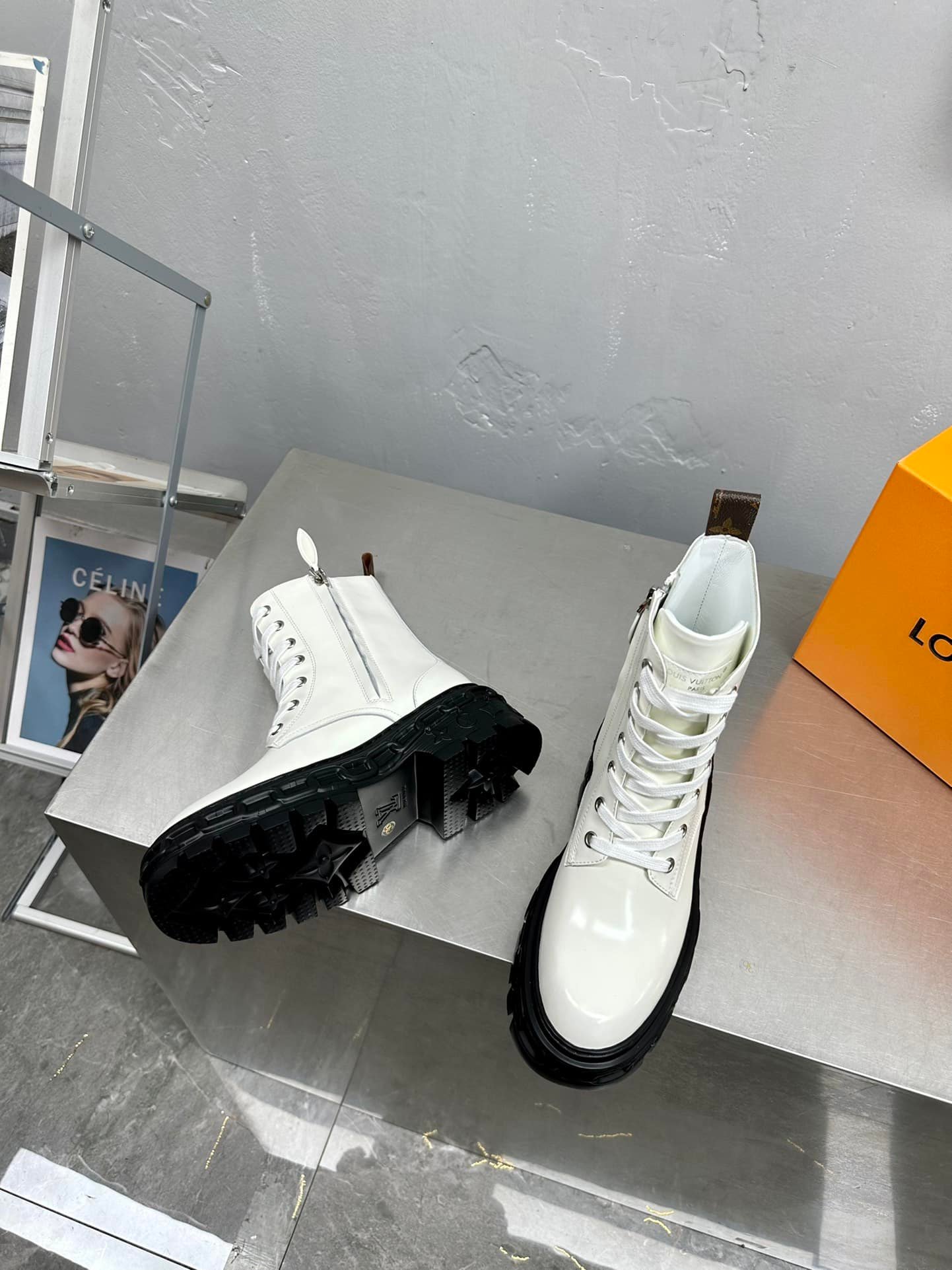 L0vis Vvtt0n Lv Record Ranger Boot White