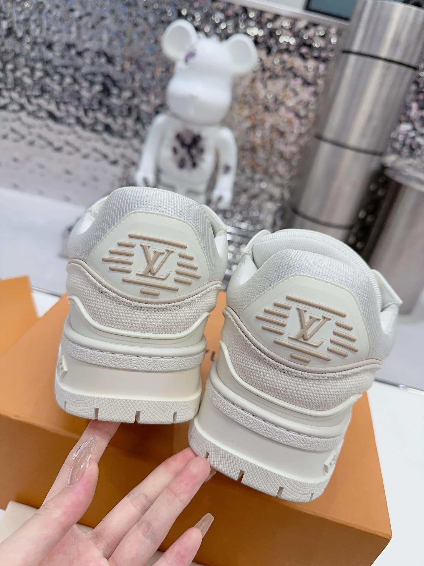 L0vis Vvtt0n Lv Trainer Maxi Sneaker White