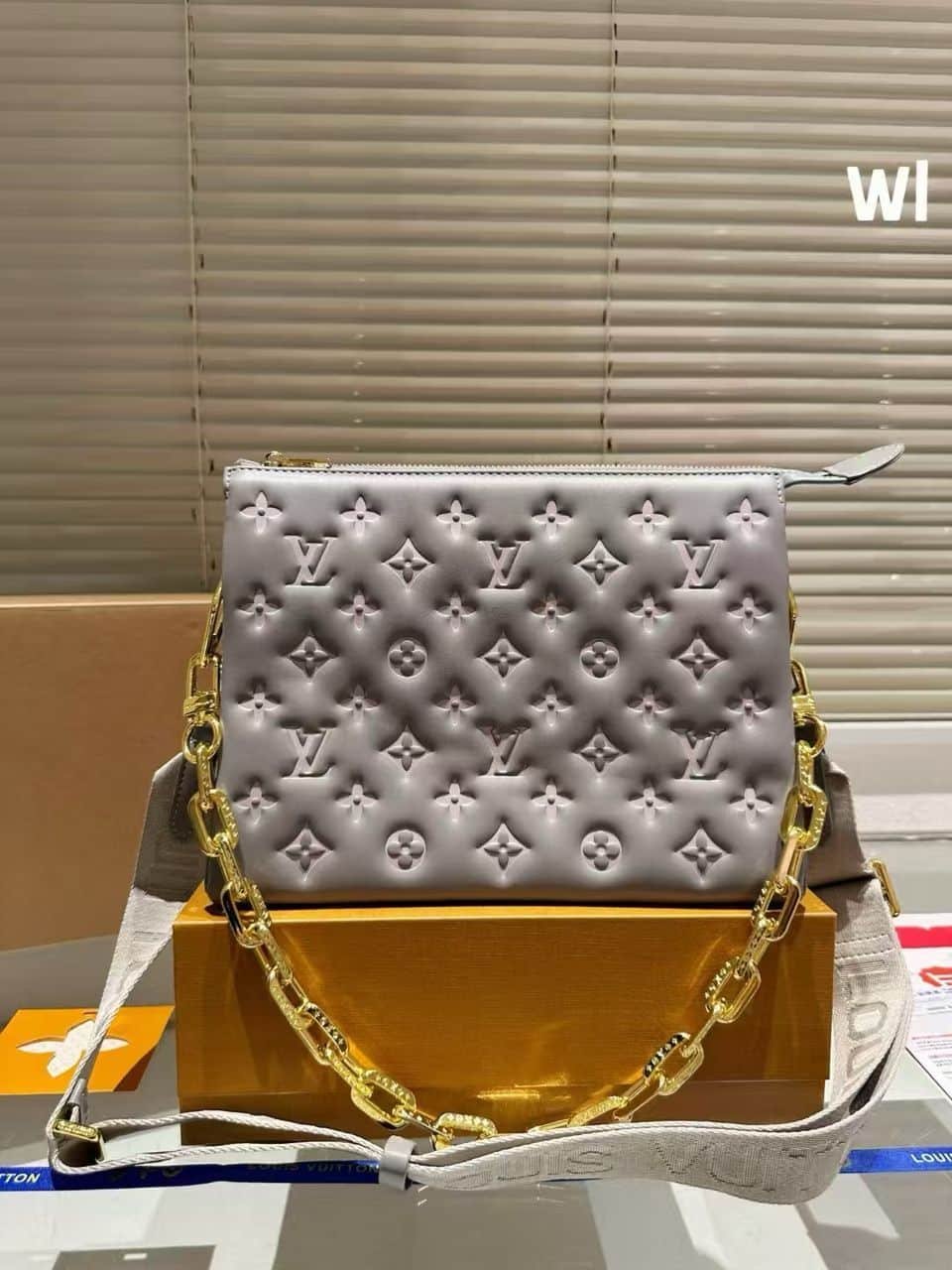 L0vis Vvtt0n Coussin PM Grey 26Cm M20842