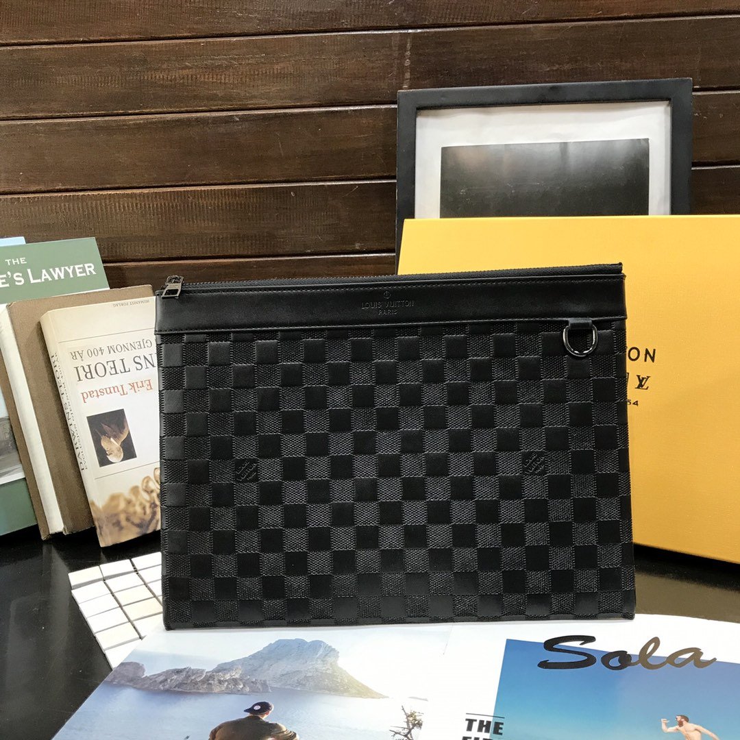 L0vis Vvtt0n Voyage Pochette Damier Infini Cowhide Leather Black 33Cm