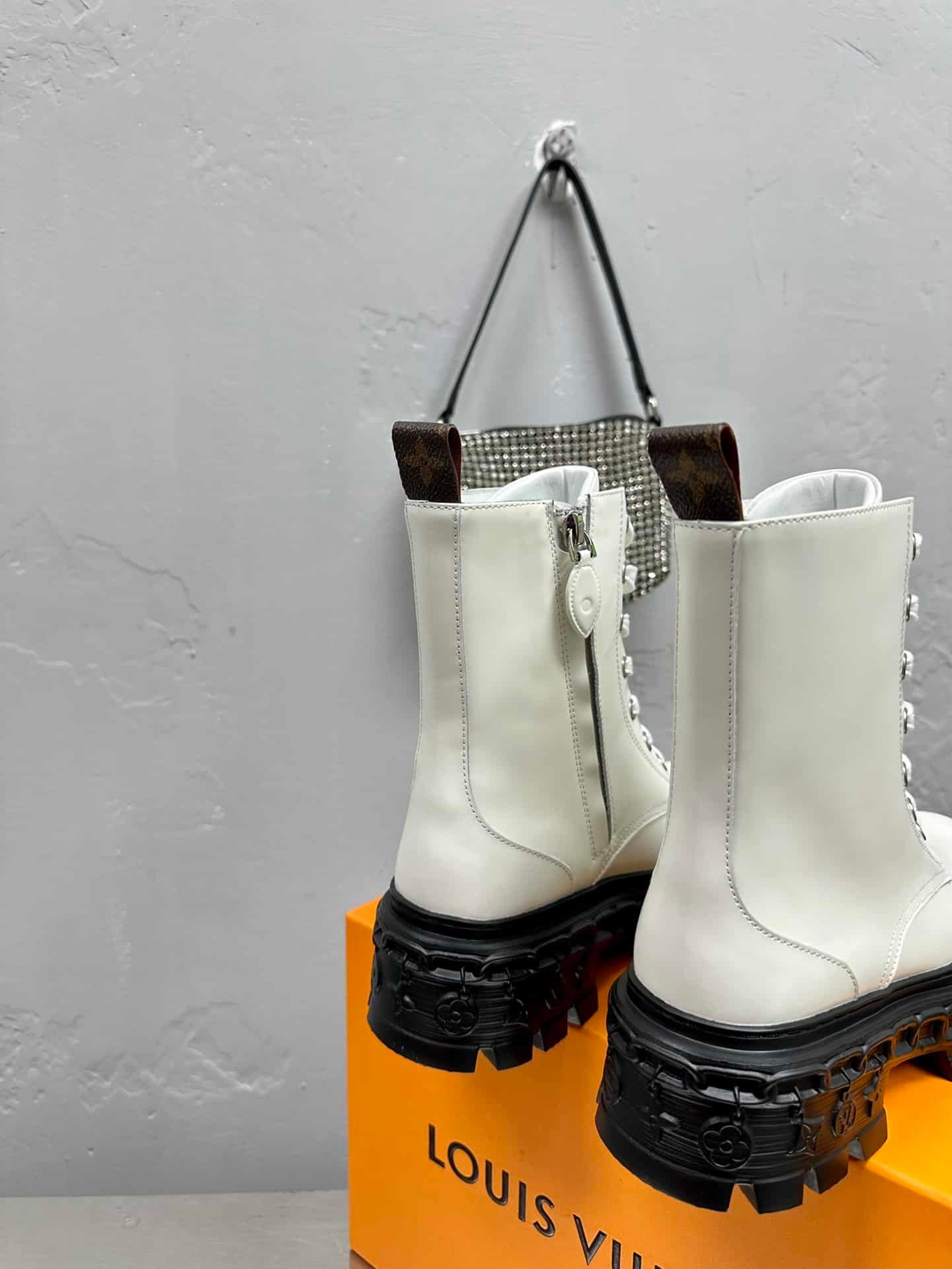 L0vis Vvtt0n Lv Record Ranger Boot White