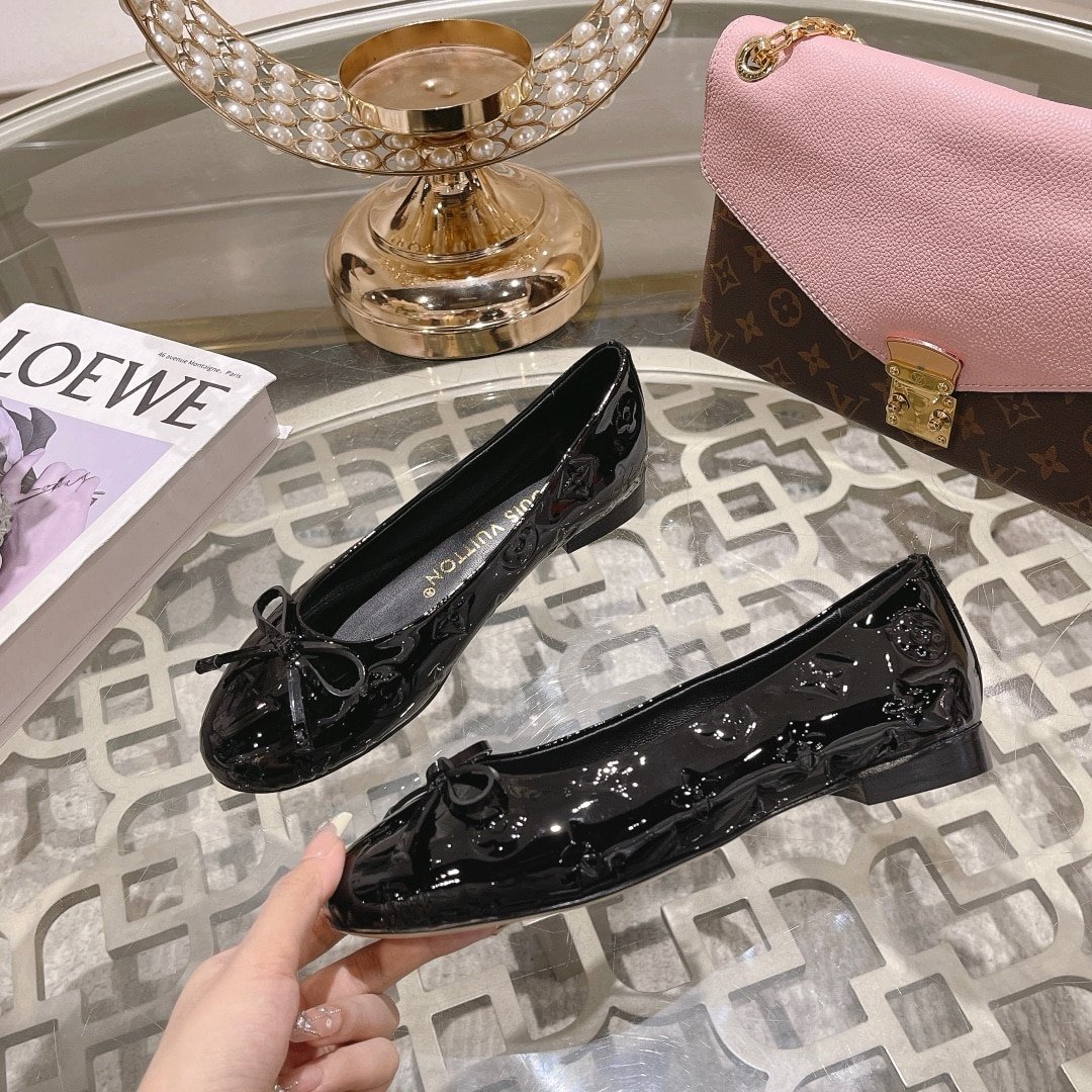 L0vis Vvtt0n Nina Flat Ballerina Black