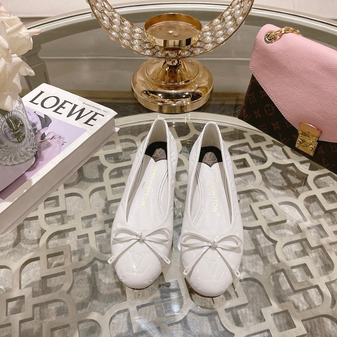 L0vis Vvtt0n Nina Flat Ballerina White