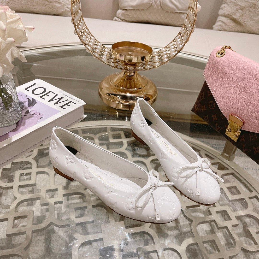 L0vis Vvtt0n Nina Flat Ballerina White