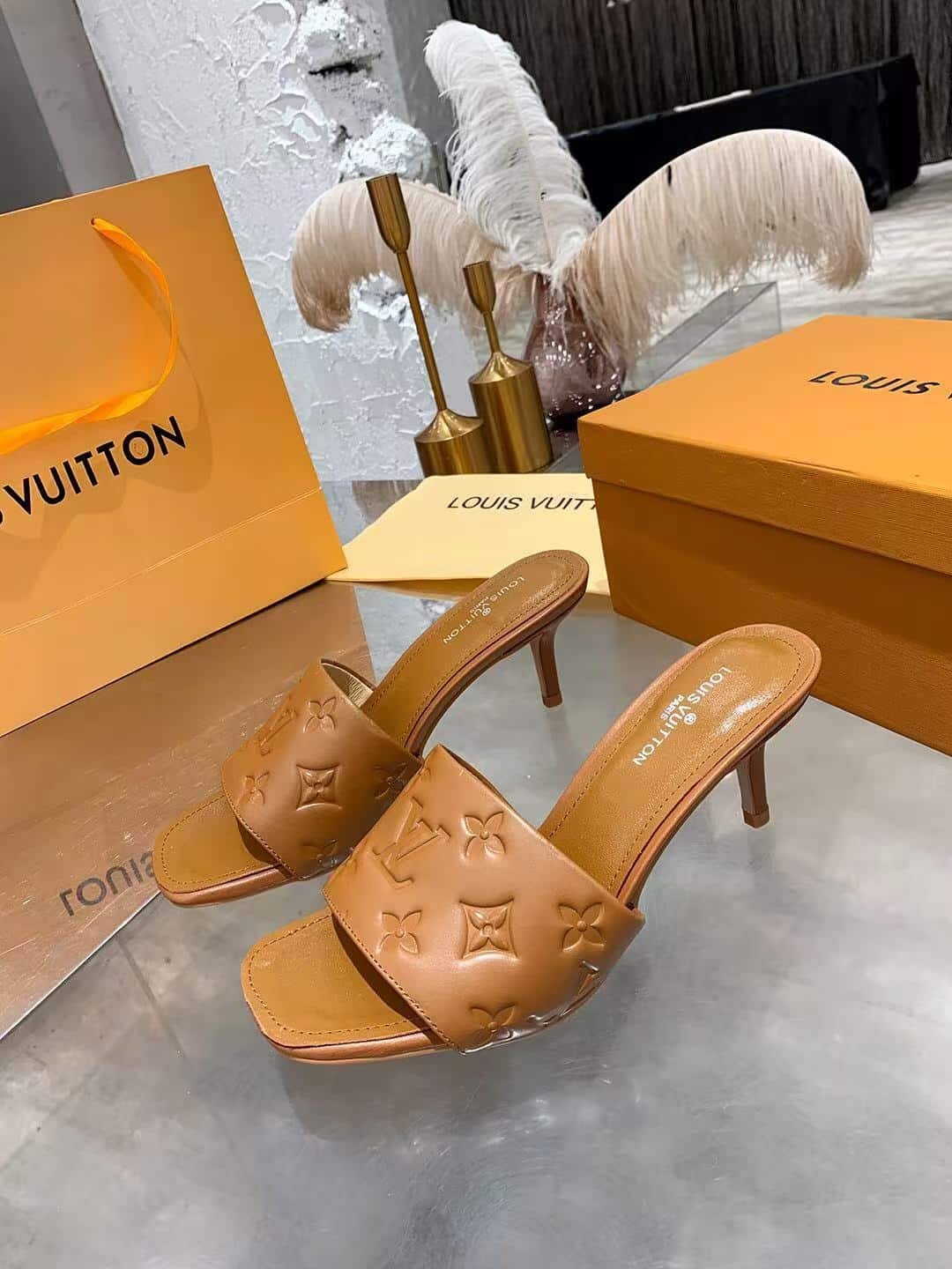 L0vis Vvtt0n Revival Mule Brown