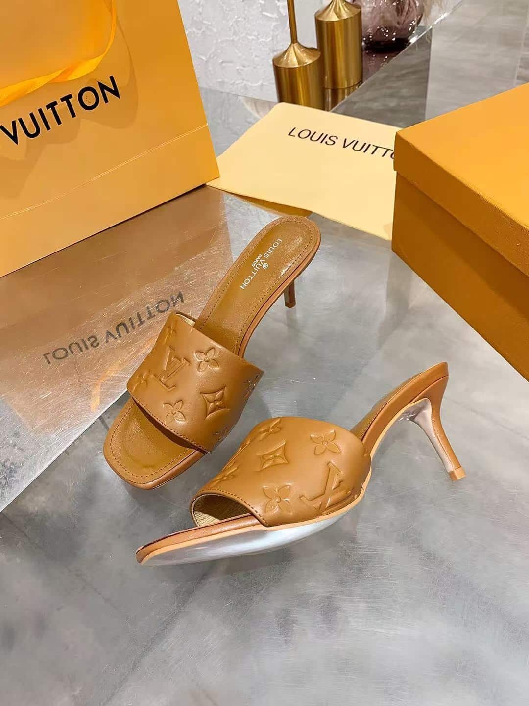 L0vis Vvtt0n Revival Mule Brown