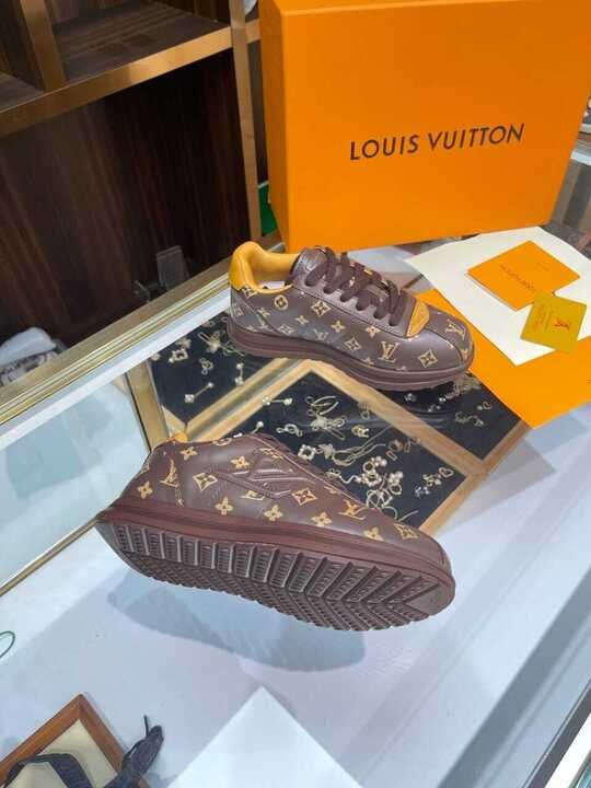L0vis Vvtt0n Lv Buttersoft Sneaker Macassar 1Aikve