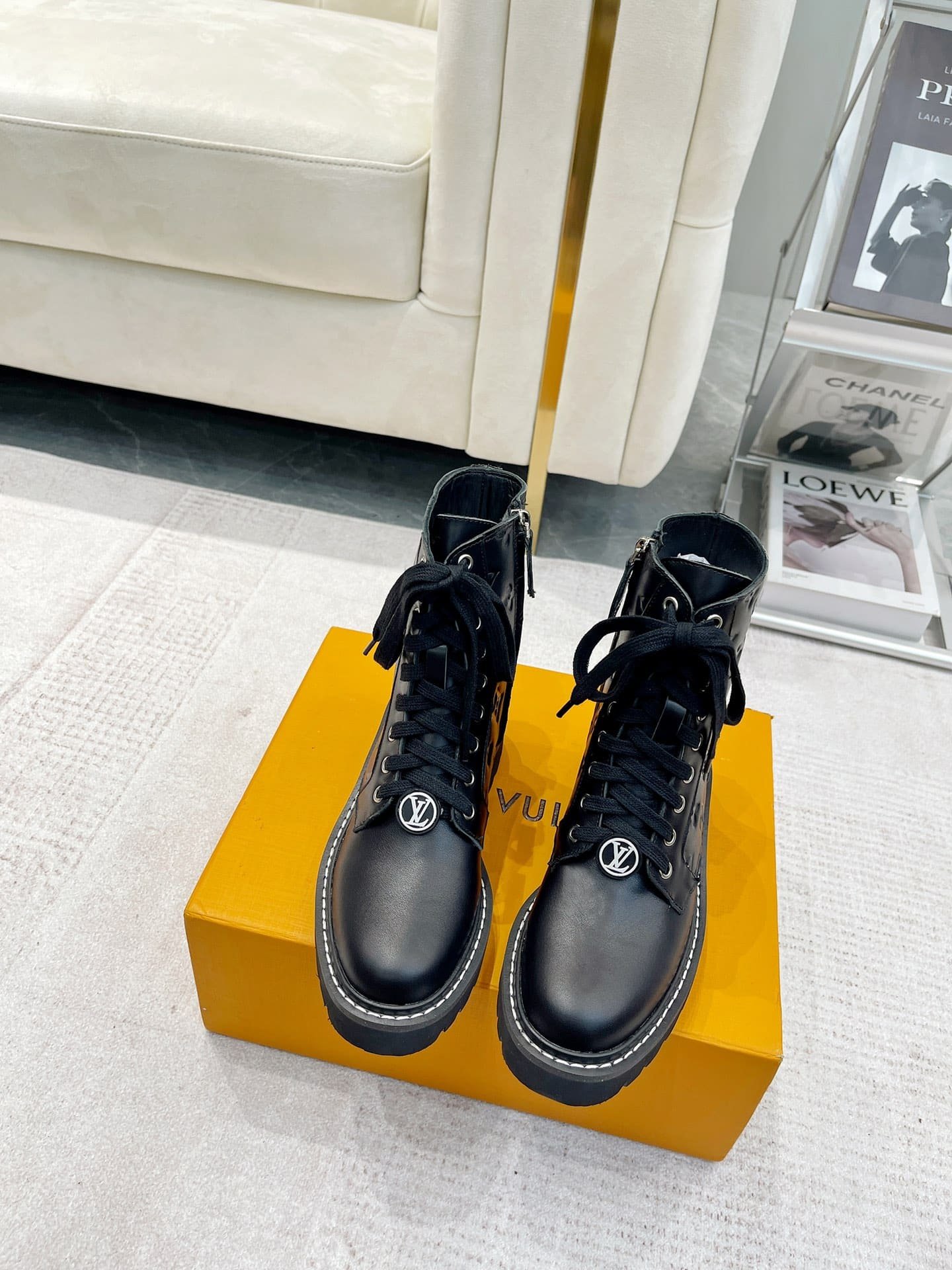L0vis Vvtt0n Territory Flat Ranger Black 1Abuvn